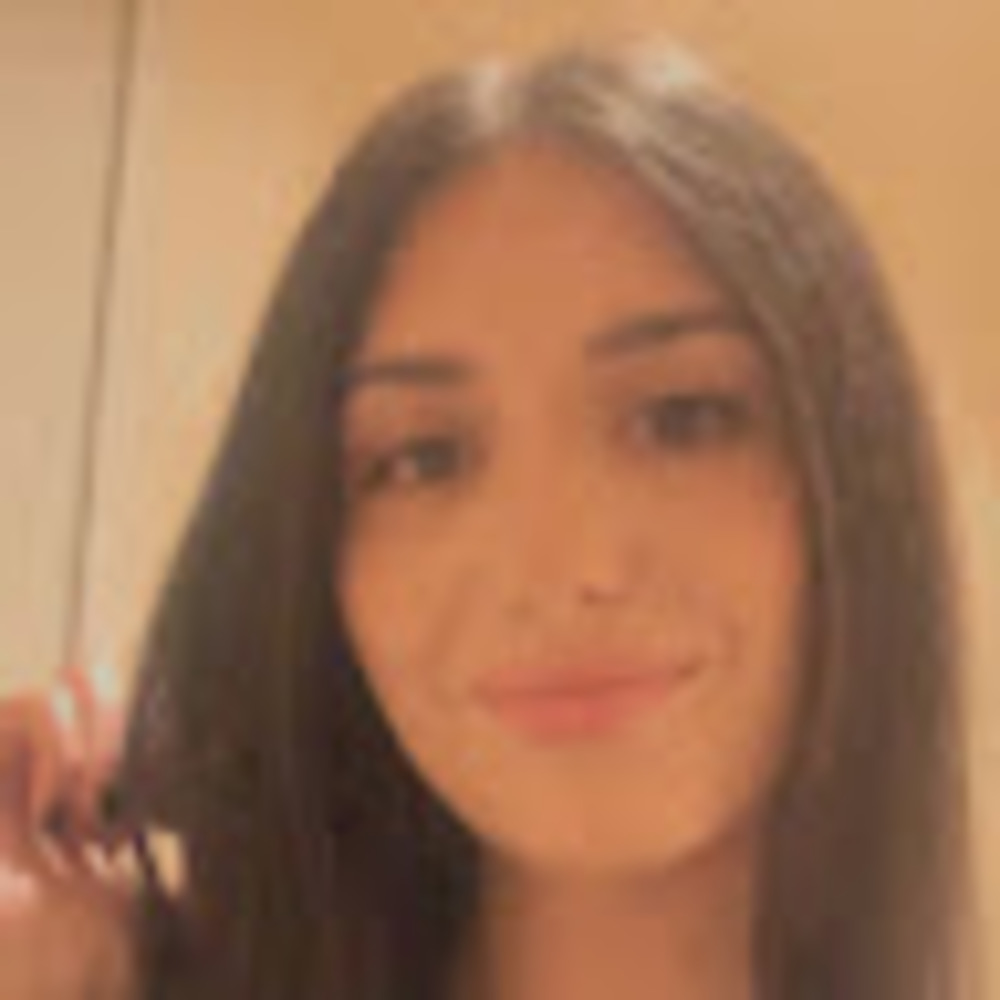 Meet your Posher, Sophia